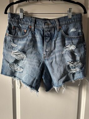 LUCKY Jean Shorts 90s Midi Distressed Denim Women’s size 6/28
